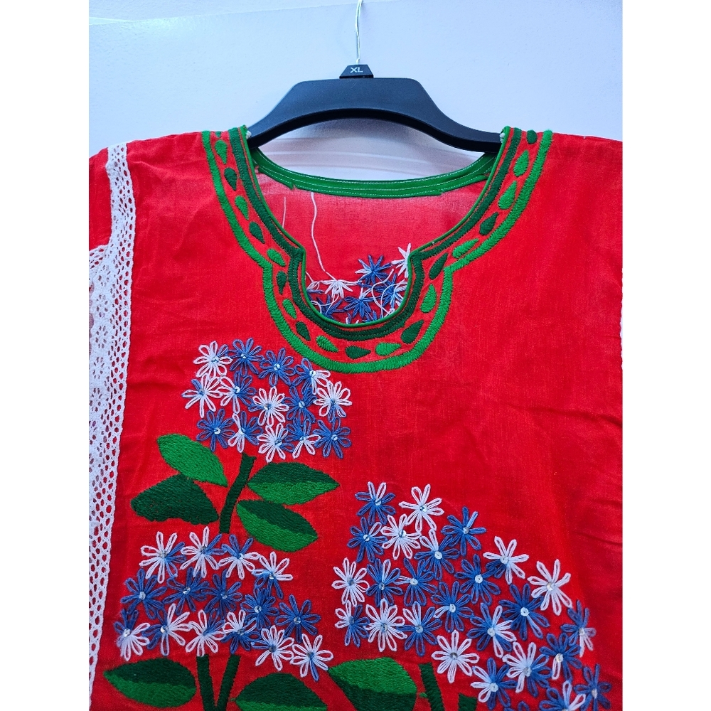 Desi three piece - Picture 5 of 9